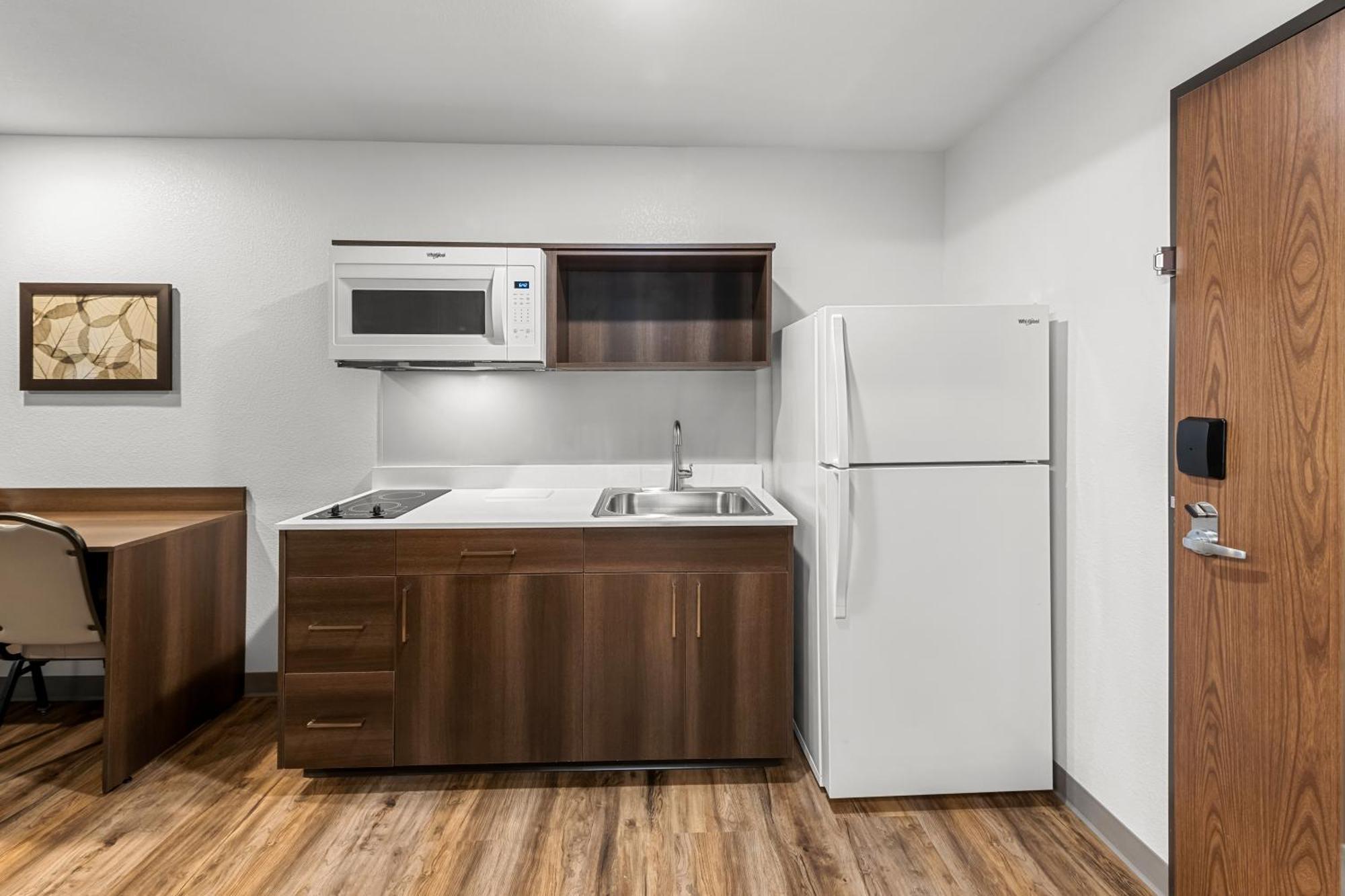 Woodspring Suites Kansas City Airport Kültér fotó