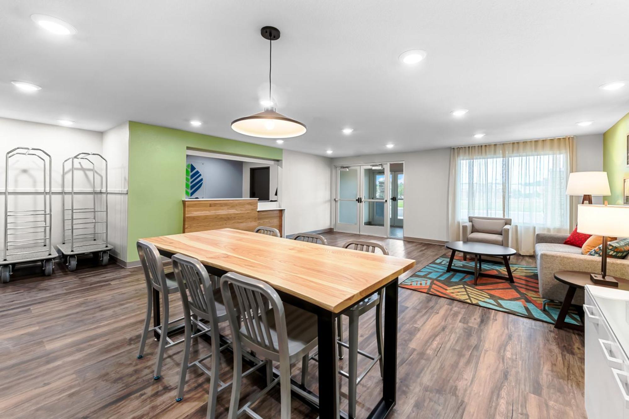 Woodspring Suites Kansas City Airport Kültér fotó